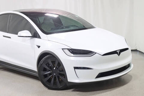 2023 Tesla Model X Standard Range