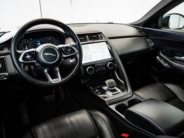 2022 Jaguar E-PACE P250 SE