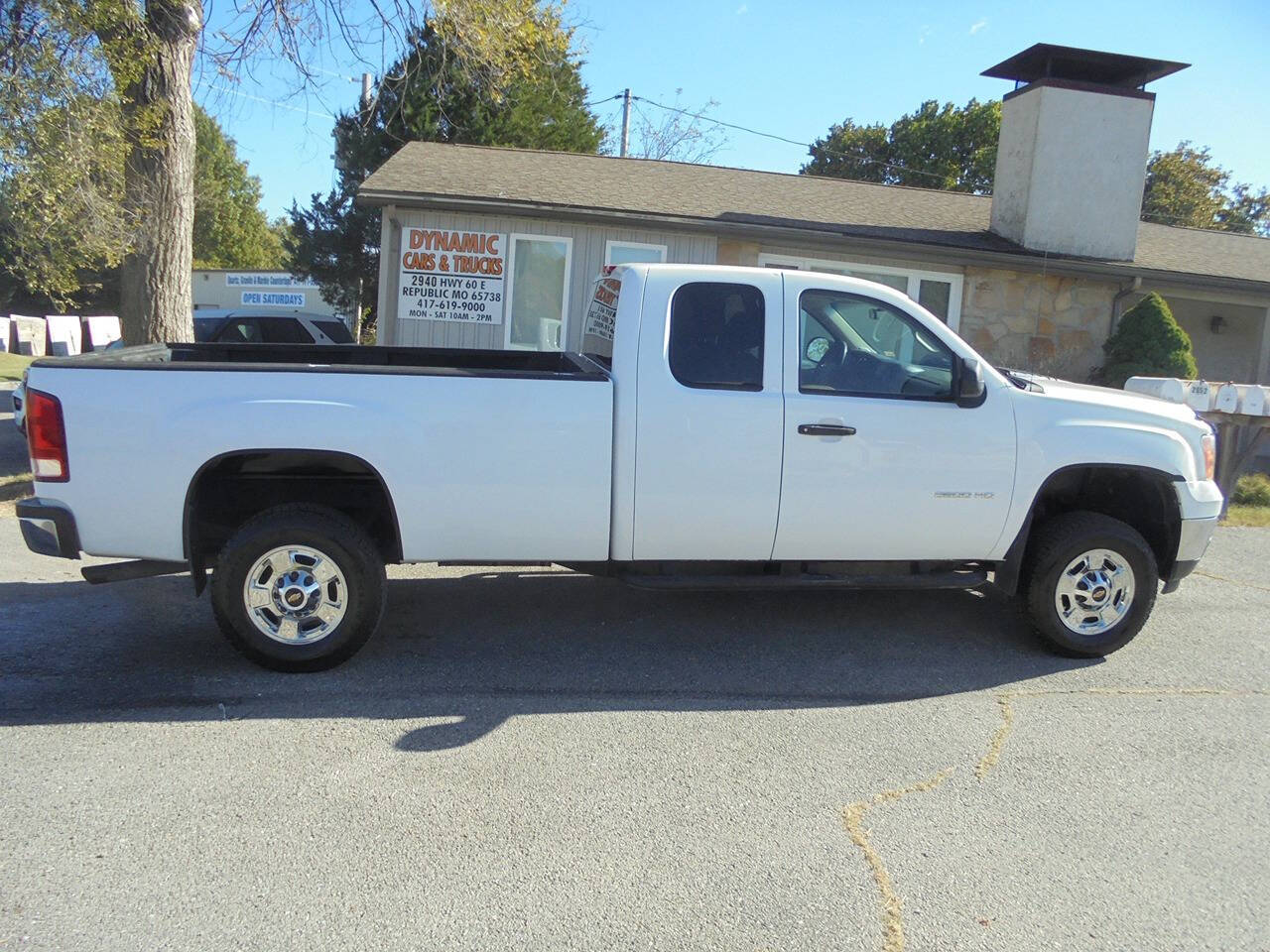 2011 GMC Sierra 2500HD for sale at DYNAMIC CARS & TRUCKS in Republic, MO