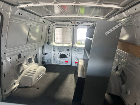 2011 Ford E-Series E-250