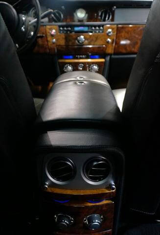 2004 Rolls-Royce Phantom