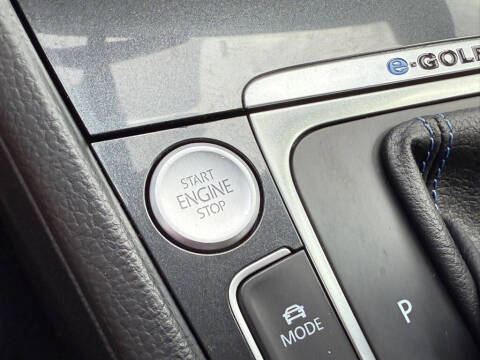 2019 Volkswagen e-Golf SE