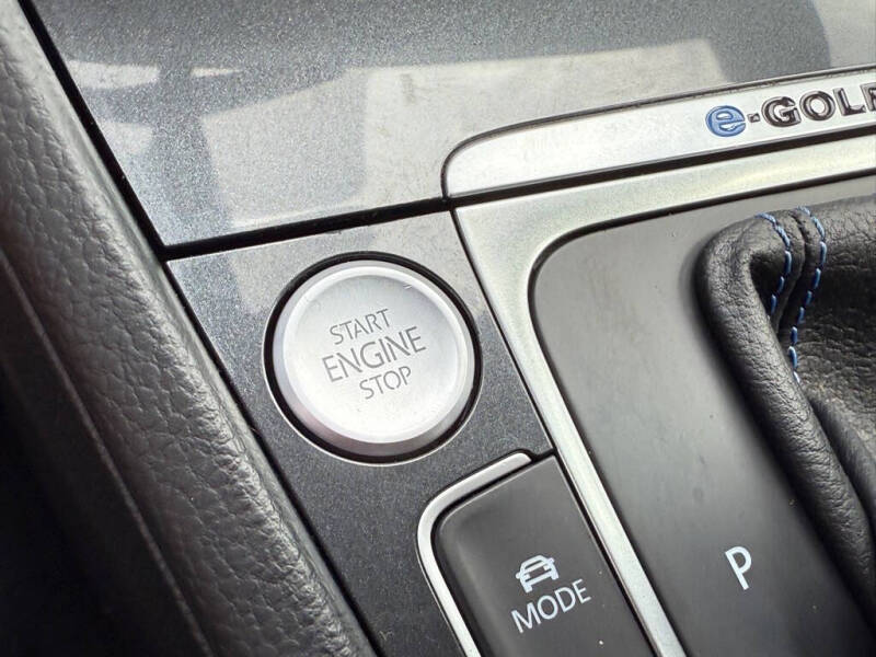 2019 Volkswagen e-Golf SE