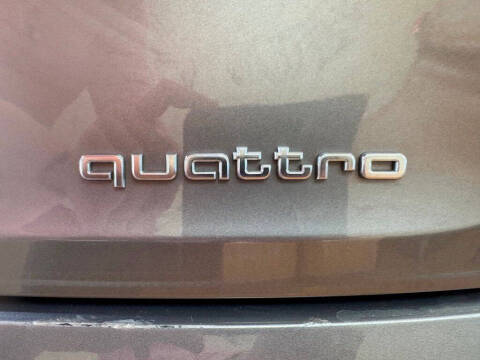 2021 Audi e-tron quattro Premium