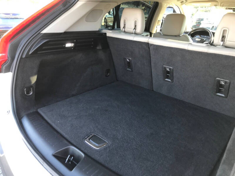 2023 Cadillac XT4 Luxury