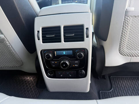 2020 Jaguar F-PACE SVR