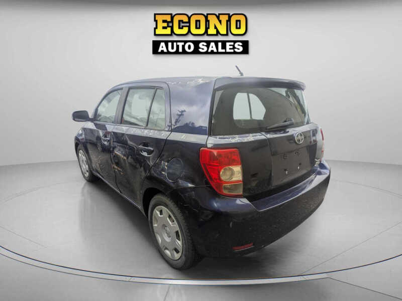 2009 Scion xD