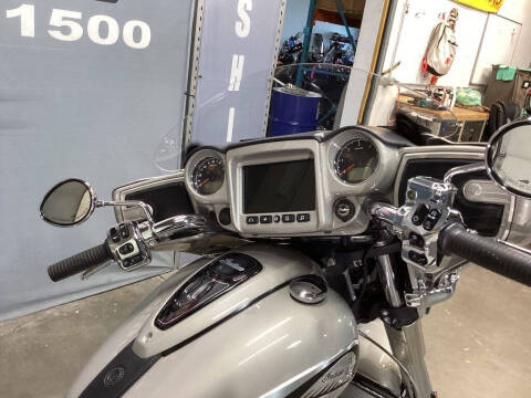 2022 Indian Chieftain Limited Silver