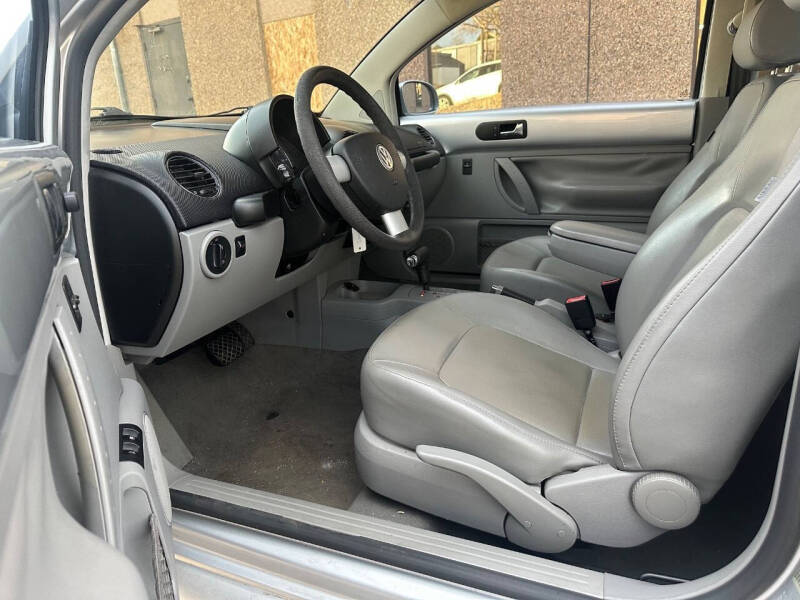 2007 Volkswagen New Beetle 2.5