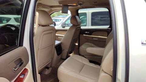 2013 Chevrolet Suburban LTZ