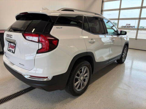 2022 GMC Terrain SLT