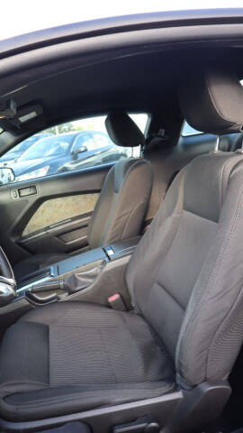 2010 Ford Mustang V6