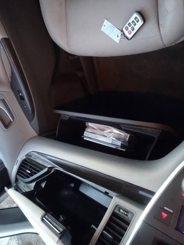 2017 Toyota Sienna XLE Premium 7-Passenger