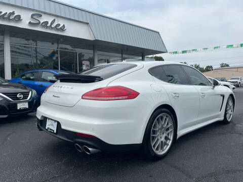2015 Porsche Panamera
