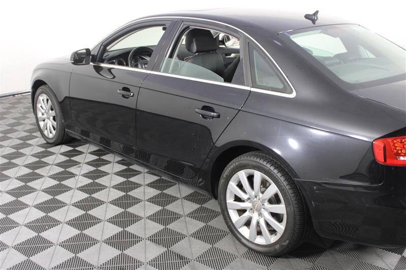 2010 Audi A4 2.0T quattro Premium Plus