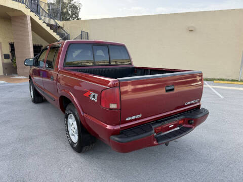 2004 Chevrolet S-10 LS