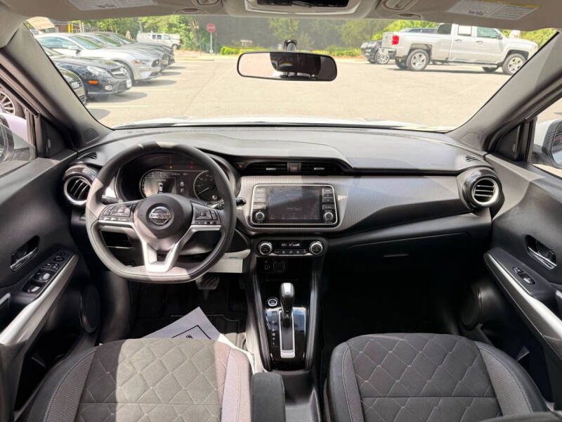 2019 Nissan Kicks SV