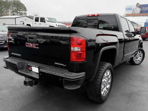 2015 GMC Sierra 2500HD Denali