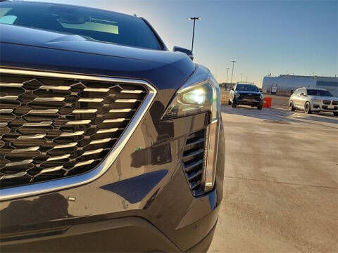 2023 Cadillac XT4 Premium Luxury