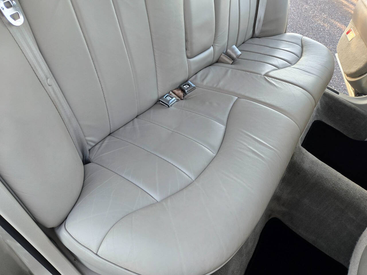 1997 Lincoln Town Car 130