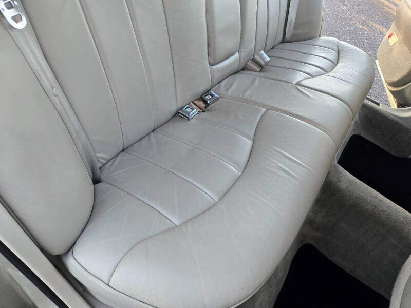 1997 Lincoln Town Car Executive