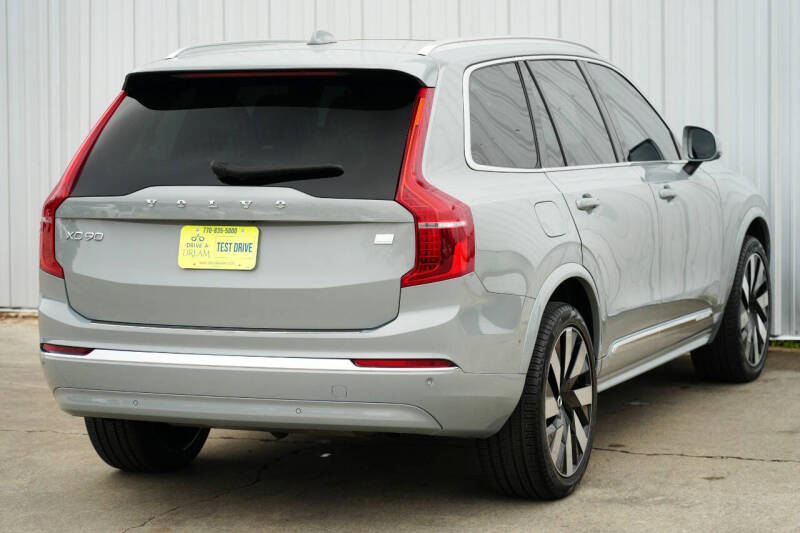 2024 Volvo XC90 Recharge T8 Ultimate Bright Theme 7P