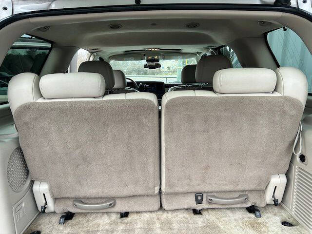 2004 Cadillac Escalade