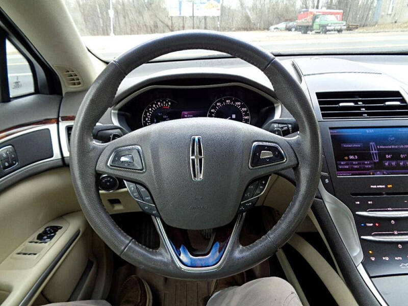 2013 Lincoln MKZ