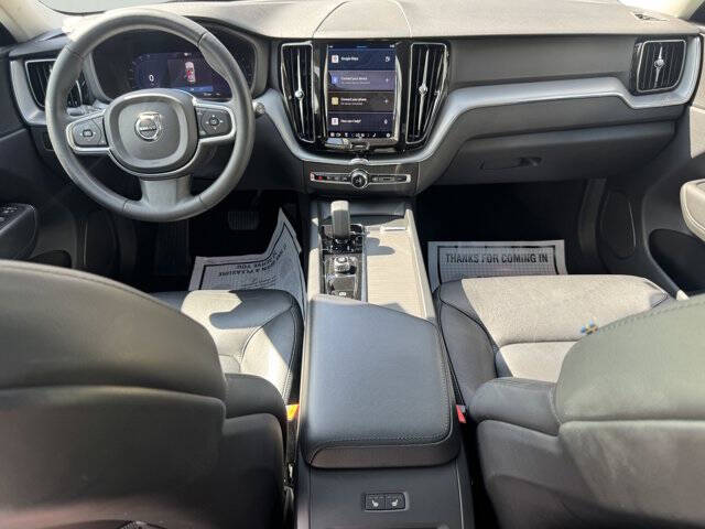 2023 Volvo XC60 B5 Core