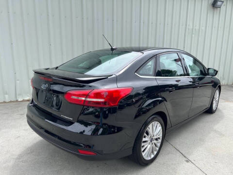 2017 Ford Focus Titanium