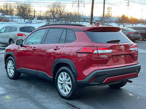 2024 Toyota Corolla Cross LE