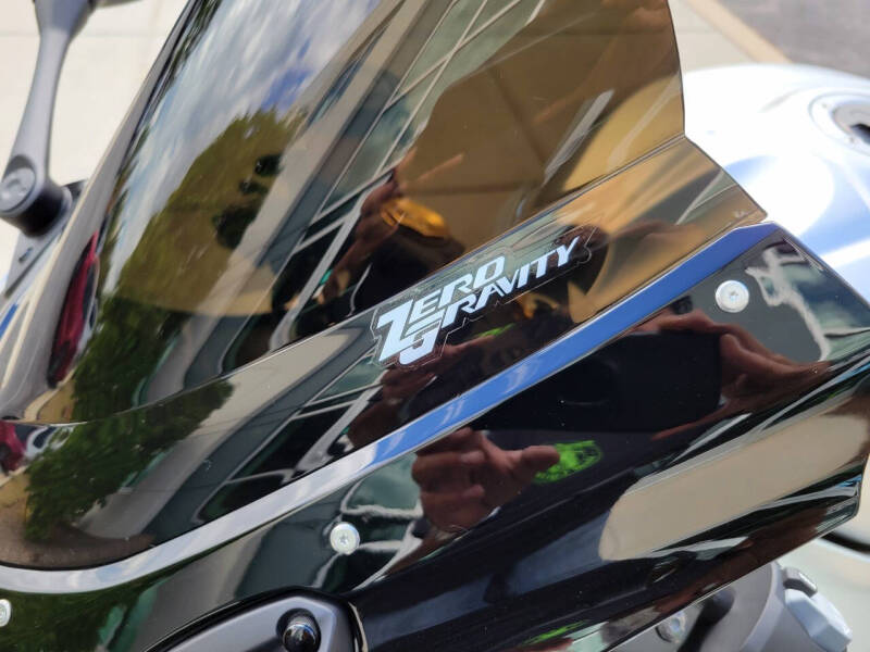 2025 Suzuki GSXR 1000 ABS