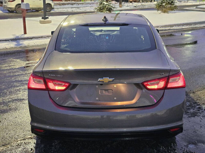 2017 Chevrolet Malibu LT