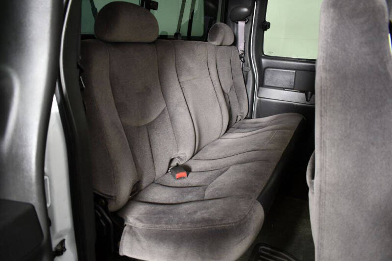 2005 GMC Sierra 2500HD