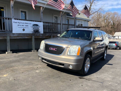 2007 GMC Yukon XL for sale at Flash Ryd Auto Sales in Kansas City KS