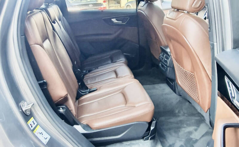 2017 Audi Q7 3.0T quattro Premium Plus