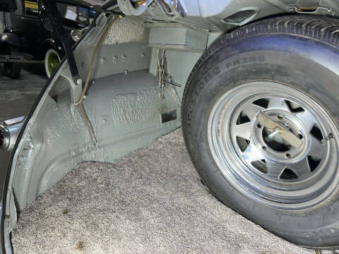 1947 Ford Super Deluxe