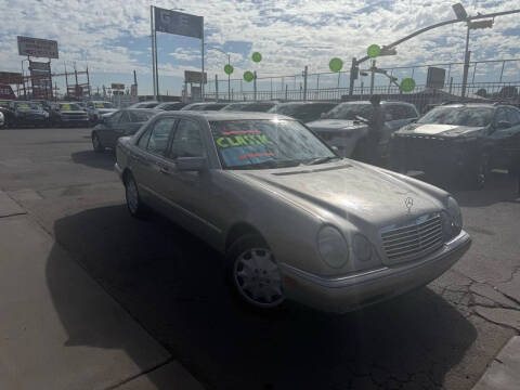 1996 Mercedes-Benz E-Class E 320