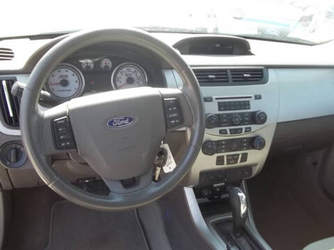 2009 Ford Focus SES