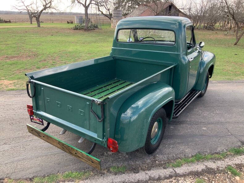 1953 Ford F-100
