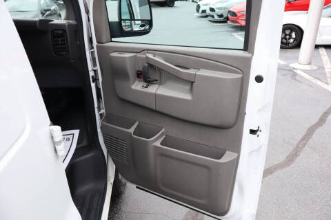 2023 GMC Savana 2500