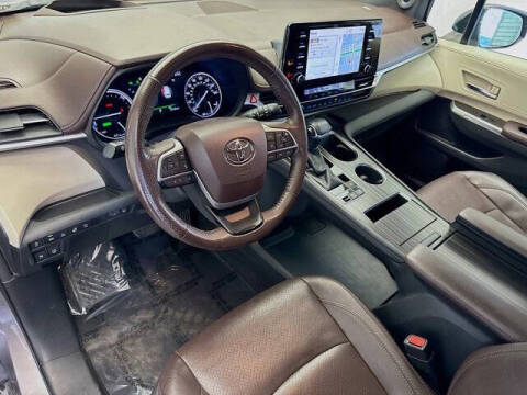2021 Toyota Sienna Platinum 7-Passenger