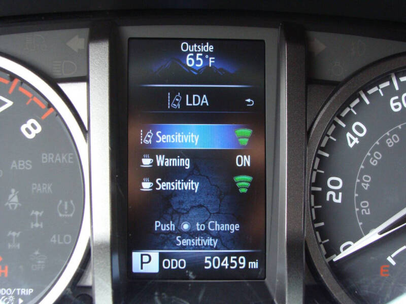 2022 Toyota Tacoma TRD Off-Road