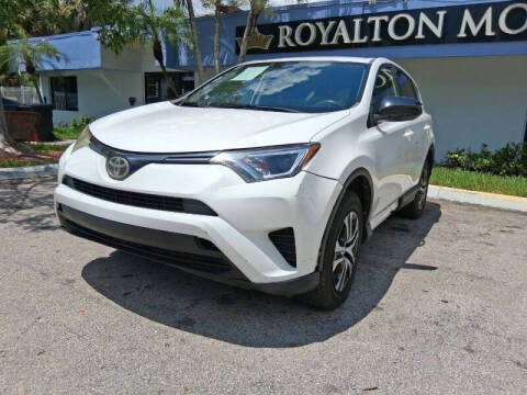 2017 Toyota RAV4 LE