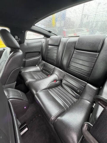 2010 Ford Mustang V6 Premium