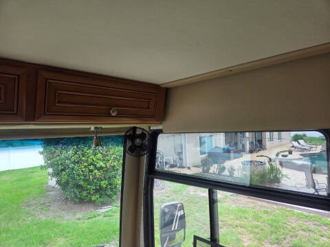 2017 Thor Motor Coach MIRAMAR 35.2