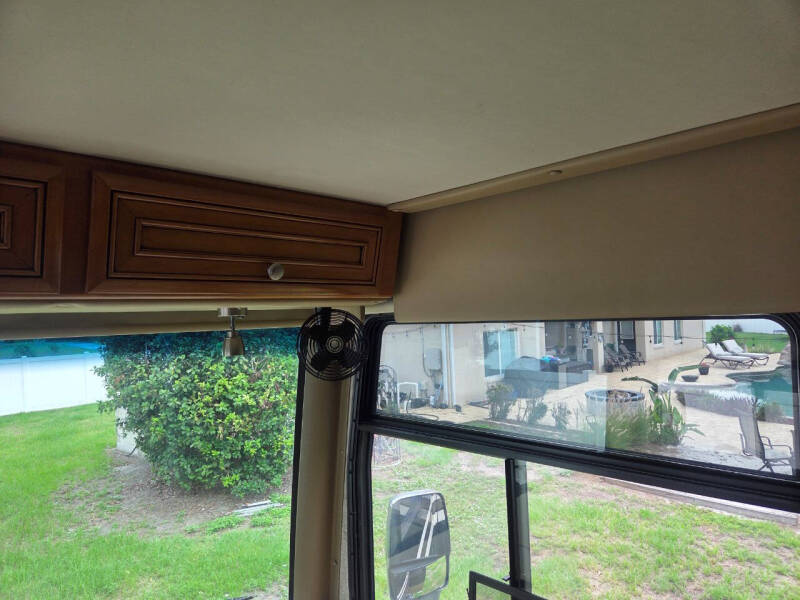 2017 Thor Motor Coach MIRAMAR 35.2