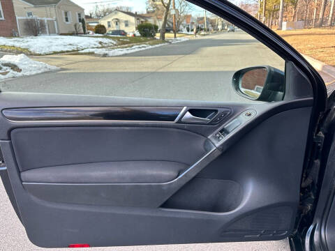 2013 Volkswagen GTI Base PZEV