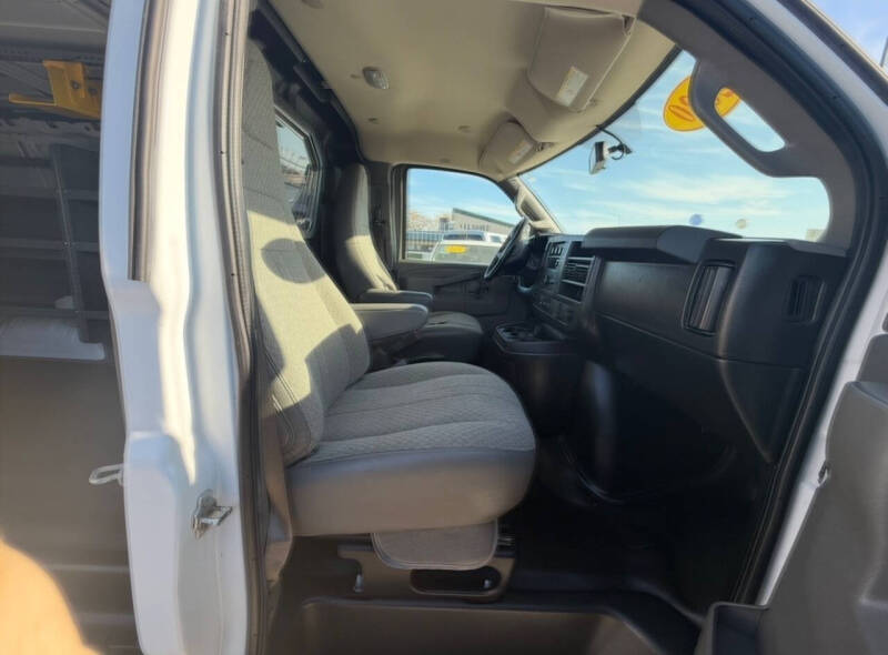 2020 Chevrolet Express 2500