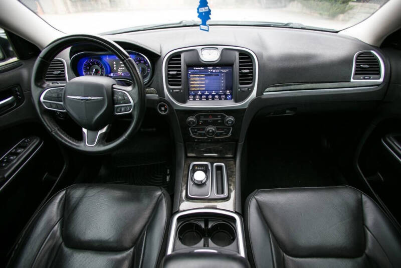 2019 Chrysler 300 Limited